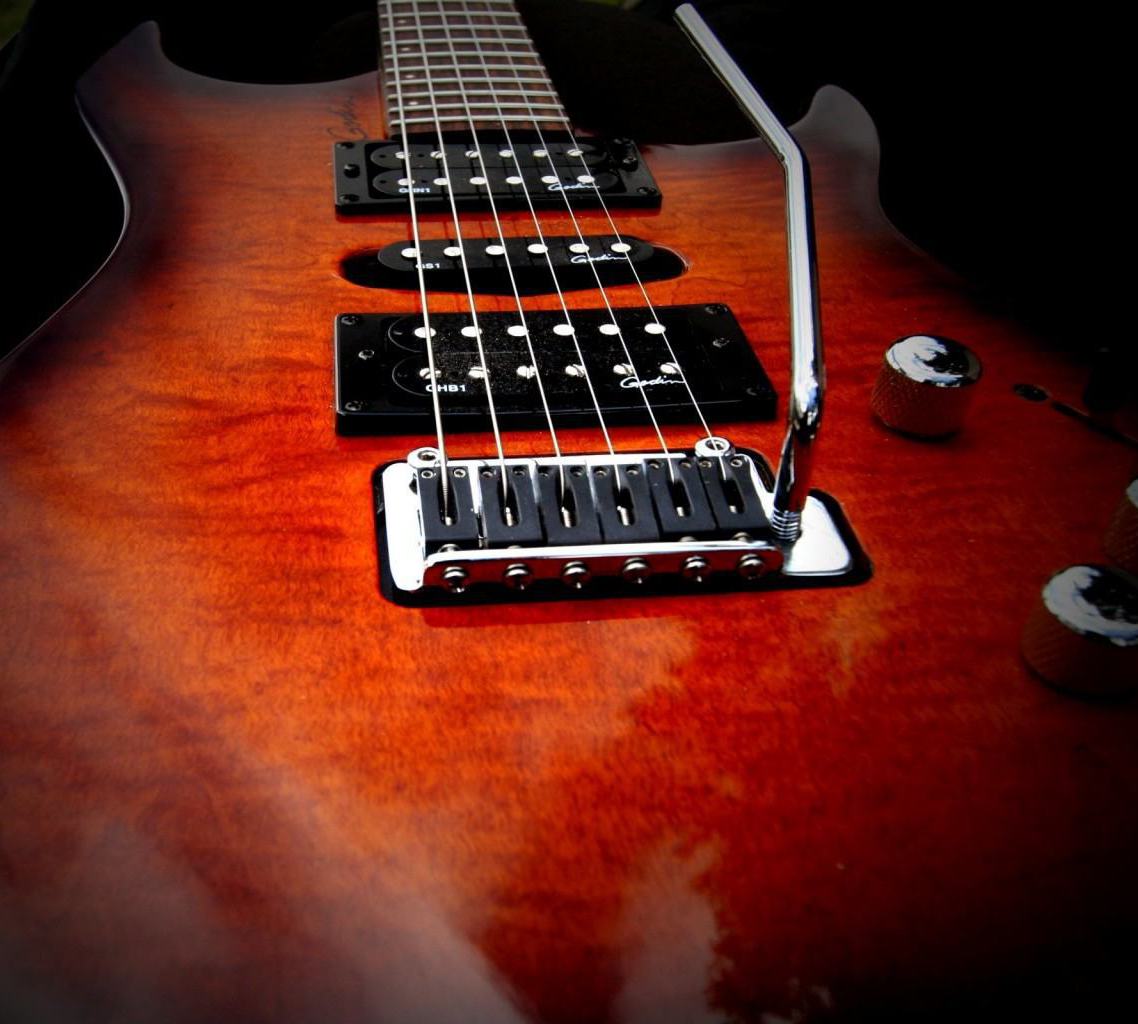 Электрогитара 